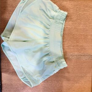 Lulu size 2 Hotty Hots- low rise